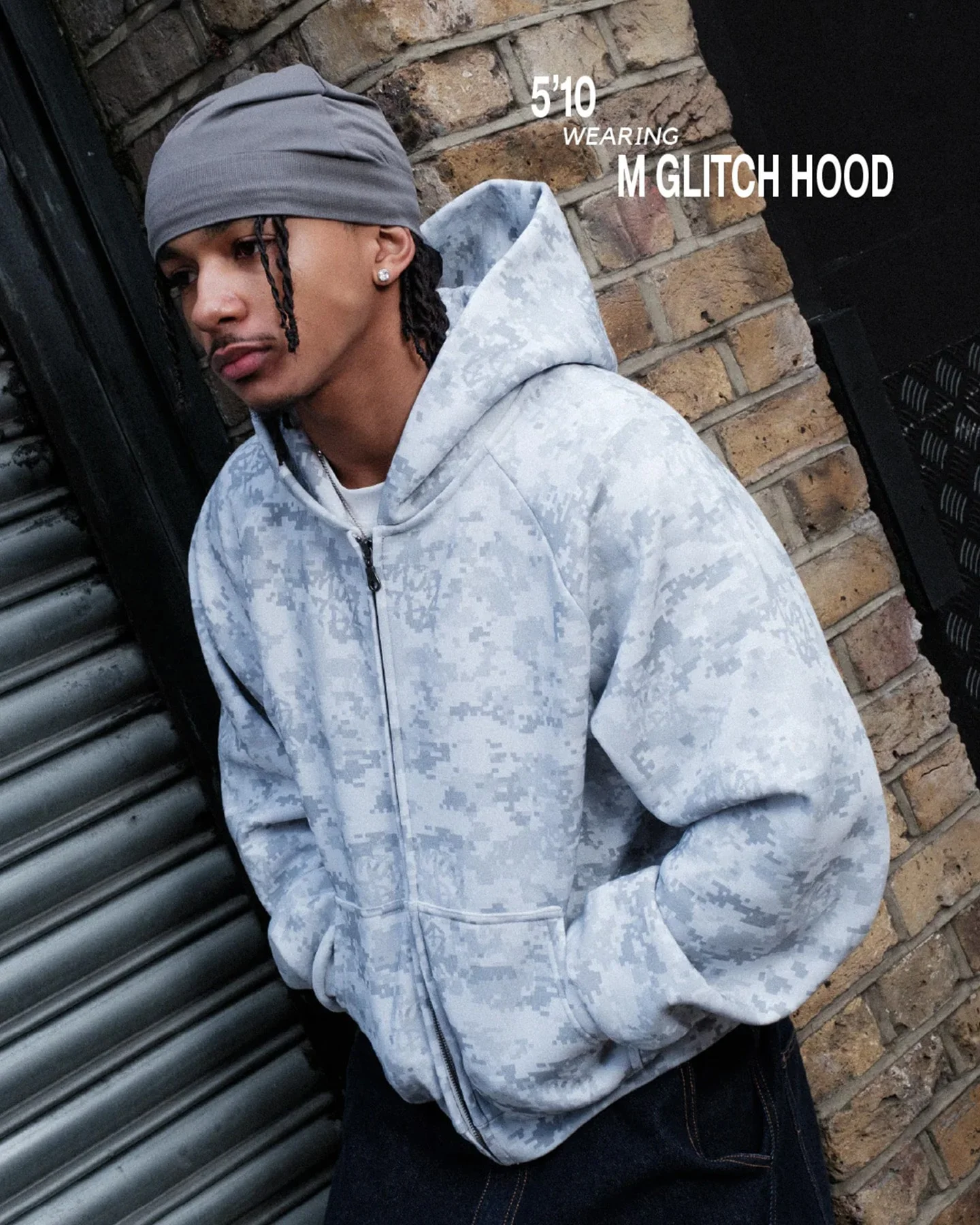 Mertra Glitch Hood 1-min Mertra Glitch Hood (Light Gray) - Image 2