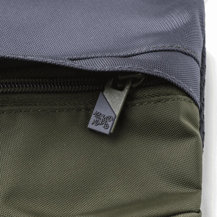 Mertra Sling Bag (Moss)