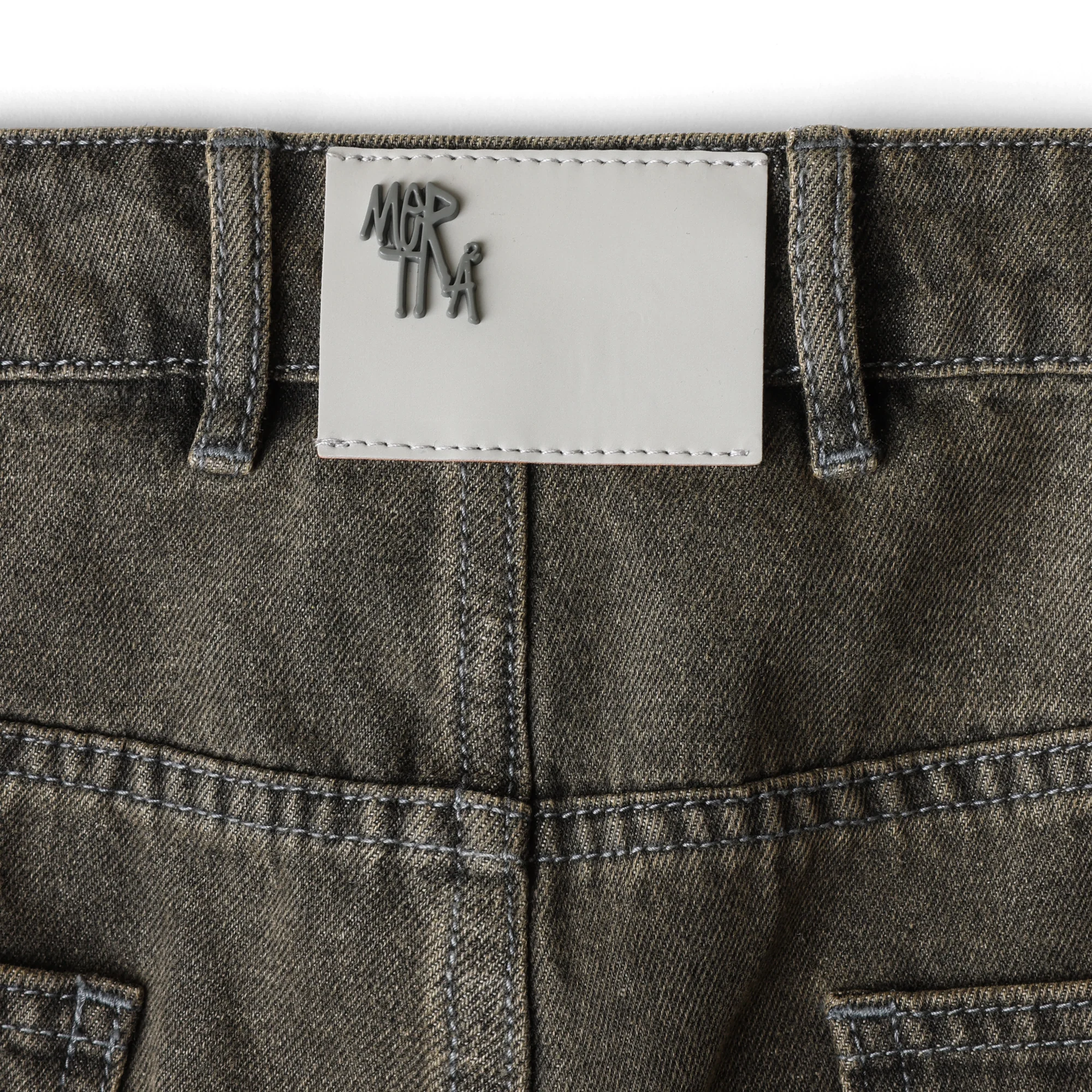 Mertra Arc Jorts (Rust)3 Mertra Arc Jorts (Rust) - Image 5
