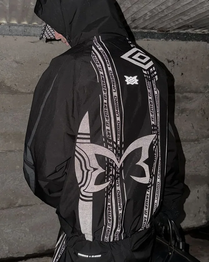 mertra-umbro-reflective-technical-tracksuit-performance-streetwear4 Mertra x Umbro Reflective Technical Tracksuit Black